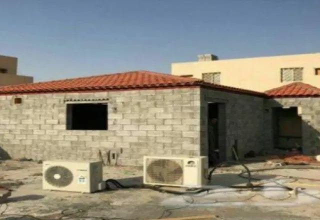 ملاحق ساندوتش بانل حي العارض