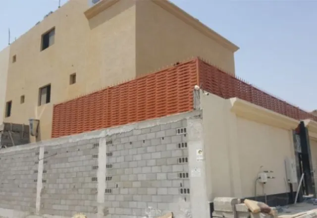 سواتر حديد مجدول بالرياض
